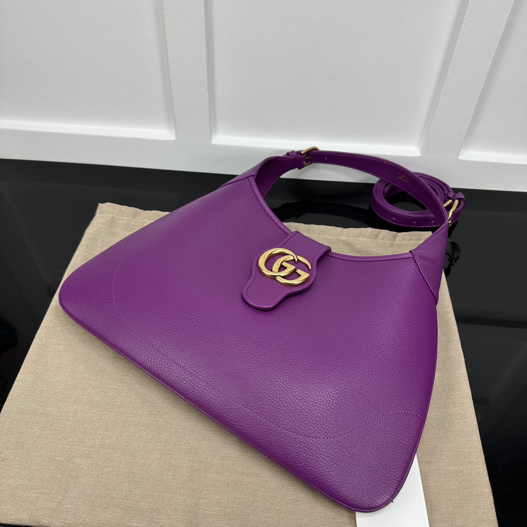 Gucci Hobo Bags